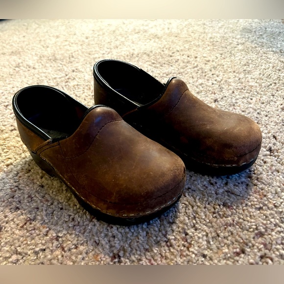 Sanita Other - Kids’ Sanita Clogs size 30